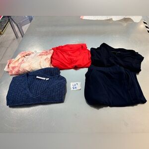 Susan Graver lot of five items size medium 4 tops 1 bottom